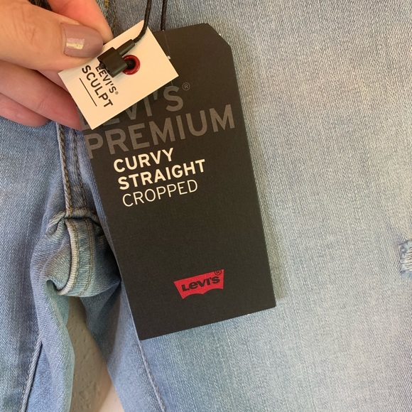 Levi’s Curvy Straight Crop Women’s Light Blue Jeans Size 27 NWT - Picture 7 of 13